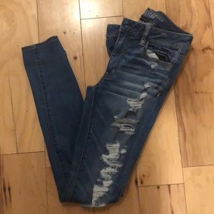 American Eagle size 6 long jeans